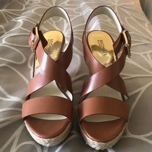Michael Kors brown leather wedges size 9 EUC